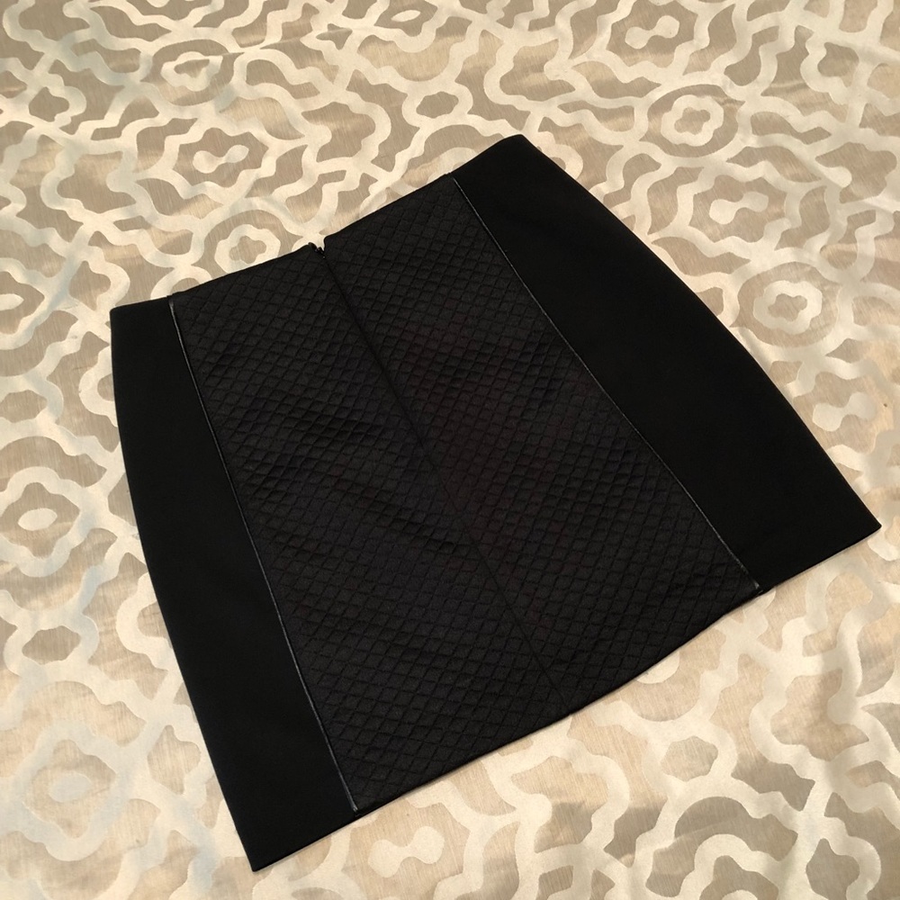 Club Monaco Quilted Mini Skirt - Picture 3 of 4